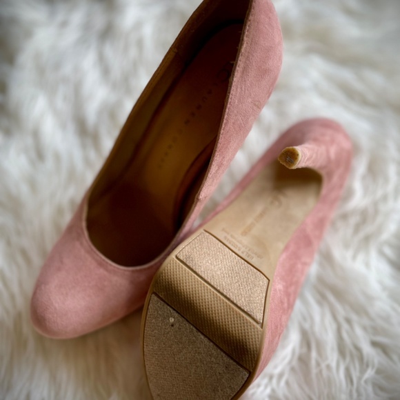 Ladies Pumps - Picture 3 of 3